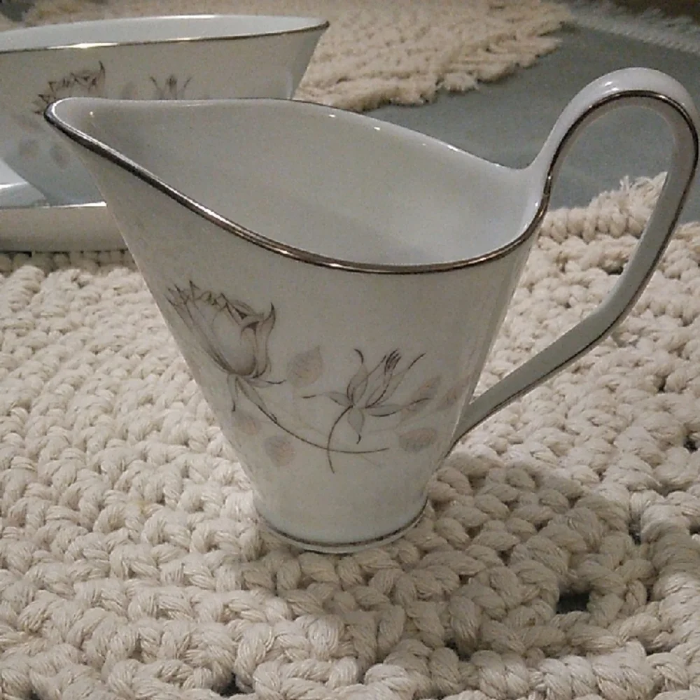 Vintage Rosenthal Bettina Gravy Boat 3436 29 & Creamer 3436 /16